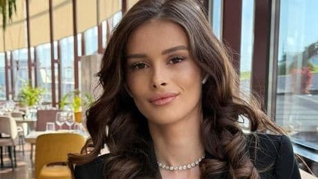 Pregnant TV star 'shot dead in cold blood' while holding toddler in street