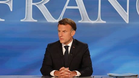Référendum : Emmanuel Macron promet des «consultations multiples» dans les prochains mois