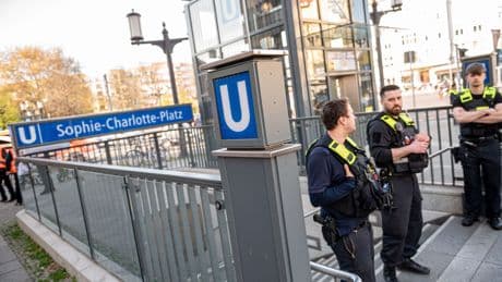 Tödliche Attacke: Senat prüft Messerverbote in U-Bahnhöfen