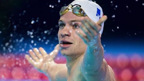 Natation : Léon Marchand sacré champion du monde sur 200 m quatre nages
