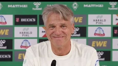 "Aurafarmer", "flexxen": Reporterin lässt Werder Bremen-Trainer auflaufen