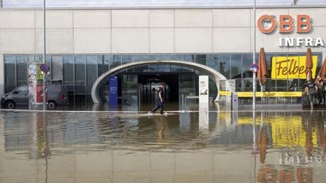 Noodweer en veel regen verwacht in Alpen, ANWB waarschuwt vakantiegangers