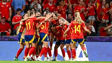 La selección española elimina a Suiza y se clasifica a las semifinales de la Eurocopa (2-0)