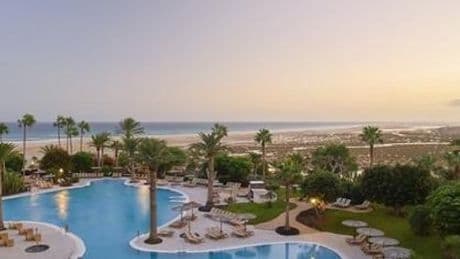 Meliá eleva su beneficio un 72% hasta junio y apuesta por el turismo premium para seguir creciendo