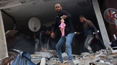 Le cri d’alarme des humanitaires sur la « fosse commune » que devient la bande de Gaza