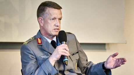 NATO-General: „Es war Quatsch zu glauben, die Lieferung von Leopard-Panzern sei ein Gamechanger“