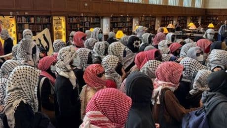 Columbia Universität in New York: Propalästinensische Demonstranten besetzten Bibliothek der Columbia Universität