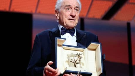 Robert de Niro arremete contra Trump al recoger la Palma de Oro: "Luchamos por la supervivencia de una democracia que antes dábamos por sentada"