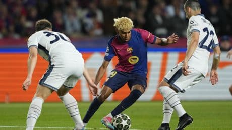 El Barça y el Inter firman las tablas en un partido trepidante y se dejan para la vuelta el pase a la final de la Champions