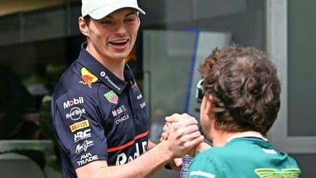Kersverse vader Max Verstappen: ’Blij dat ik al paar dagen met gezin heb kunnen spenderen’