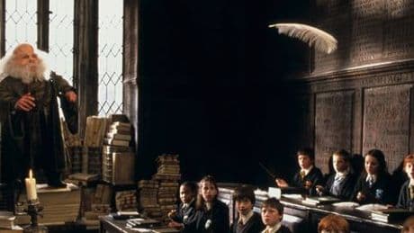 Harry-Potter-Serie: Warwick Davis kehrt als Professor Flitwick zurück