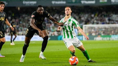 Empate, fiesta y adiós al Benito Villamarín