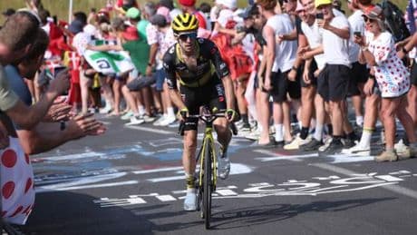 Tour de France 2025 : le résumé de la dixième étape où Simon Yates s’impose et Ben Healy s’empare du maillot jaune
