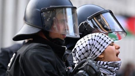 Propalästinensische Proteste: „Es gibt diese überbordende Gewalt der Polizei“