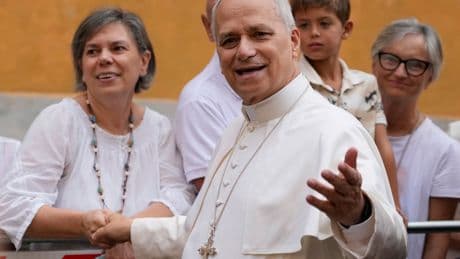 Pope Leo XIV celebrates Mass for local homeless people, invites them to lunch at summer villa