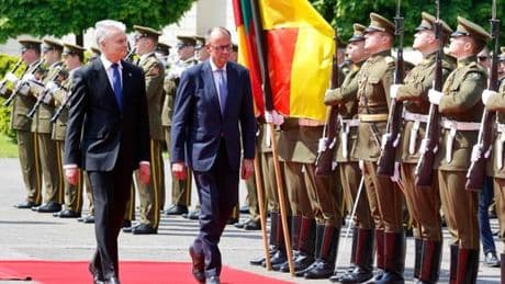En direct, guerre en Ukraine : « La Russie, telle qu’elle se présente aujourd’hui, est une menace pour nous tous », affirme le chancelier allemand