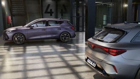 Cupra actualiza los Formentor y León y añade un nuevo color de carrocería Dark Void