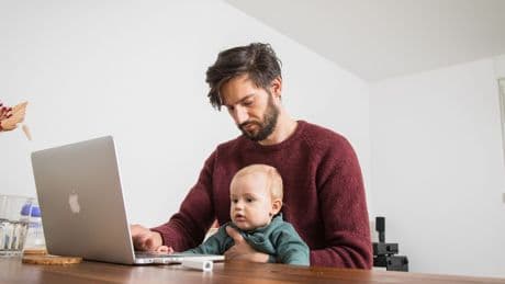 Arbeit: Firmen werben selten mit familienfreundlichen Jobs