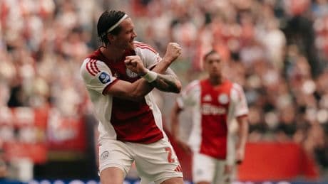 Ajax kendi sahasında Wout Weghorst ile güldü!