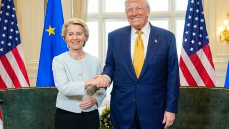 Cómo sucumbió la UE a la arrolladora presión arancelaria de Trump