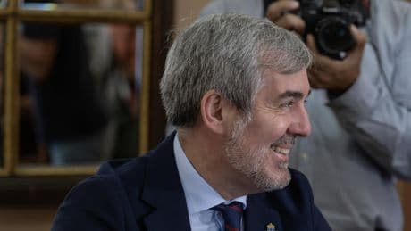 Fernando Clavijo: “Sánchez debe someterse a una cuestión de confianza”
