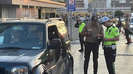 İstanbul'da "Huzur İstanbul" uygulamasında 1017 şüpheli yakalandı
