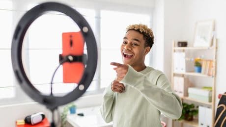 This Is Why Top Creators Are Suddenly Switching To Snapchat