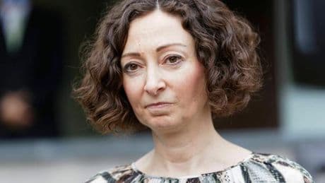 Fluggesellschaften: Verbraucherschützer verklagen Airlines wegen Handgepäck-Gebühren