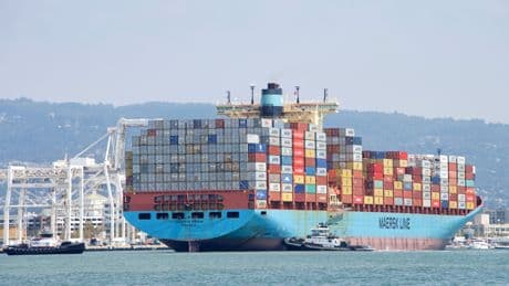 La ONU aprueba un impuesto histórico al carbono para los barcos, en un desafío a EEUU