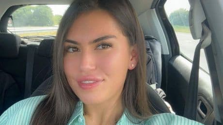 Lindsey (27) raakte van de een op de andere dag haar zicht kwijt: ’De grootste pijn is dat ik mijn kinderen niet goed meer kan zien’