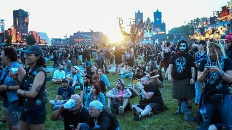 Pourquoi les festivals de musique sont-ils de plus en plus chers ?