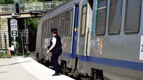 Grève SNCF : horaires décalés, flexibilité… Quelles sont les conditions de travail des conducteurs et contrôleurs ?