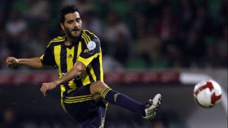 F.Bahçe'nin eski yıldızı 44 yaşında 18. takımına transfer oldu