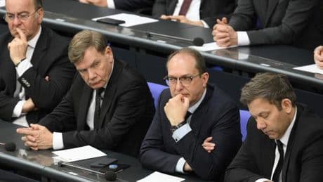 SPD verärgert über Wadephul – Streit in der schwarz-roten Regierung über Militärausgaben