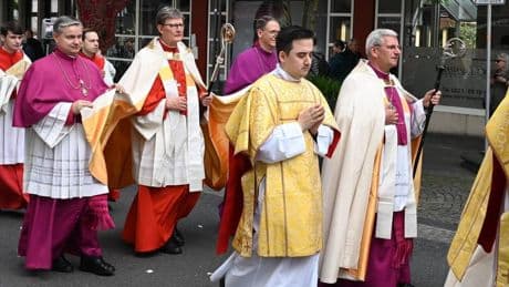 Christliches Hochfest in der Diskussion: Warum feiern wir eigentlich Fronleichnam?