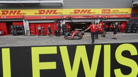 Sprofondo Hamilton, mai così male: gli tocca una gara alla Schumi