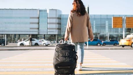 'Twilight bag drop off' can save you stress at the airport - what you should know