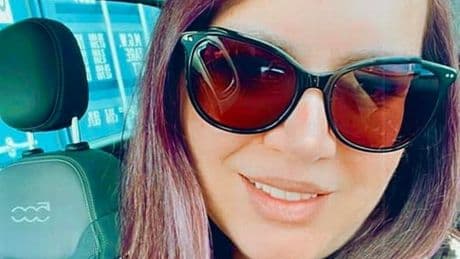 West Lothian mum-of-two shares hysterectomy experience in short book published in two languages