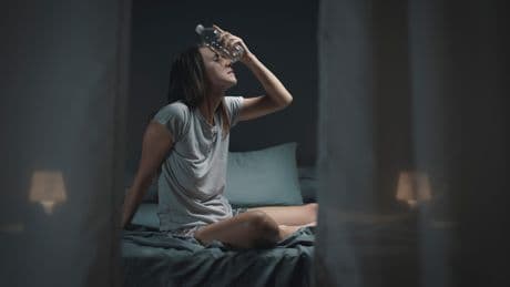Finies les nuits étouffantes : voici comment réguler la température de son lit