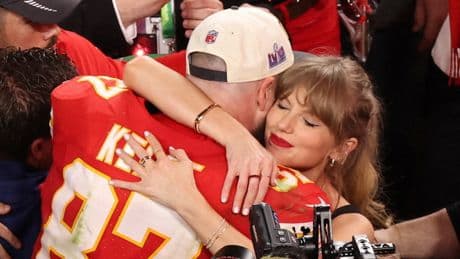 Brutal Travis Kelce drop dooms 0-2 Chiefs in loss to Eagles with Taylor Swift in attendance