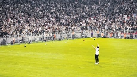Siyah beyaz bir aşk hikayesi