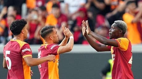 Galatasaray, Avusturya kampında ilk maçını kazandı
