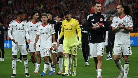 Nach dem 1:3 in Leverkusen - Note 5 für zwei Eintracht-Stars