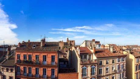 Combien de m² peut-on louer en gagnant 2735 euros par mois ?