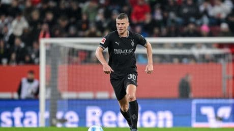 Ausgerechnet Rückkehrer Elvedi - Schrecksekunde im Gladbach-Training