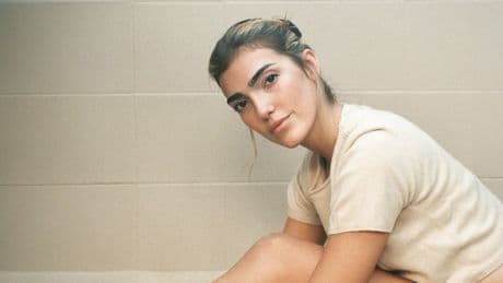 Natalia Bertrán, psicóloga: “El trauma no son solo las situaciones catastróficas, también es cuando eras pequeña y necesitabas ser vista o escuchada y no lo fuiste”