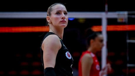 Gizem Örge: "Filenin Sultanları tarih yazmaya devam ediyor"