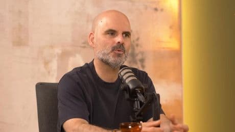 José Carlos Ruiz, filósofo: “La autoayuda saca una frase de la filosofía y la reinterpreta como quiere. 'Conócete a ti mismo' es una frase muy cruel”