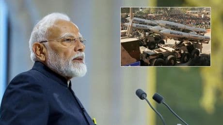 Modi'den Pakistan'a tehdit: "BrahMos'la yok ederiz"