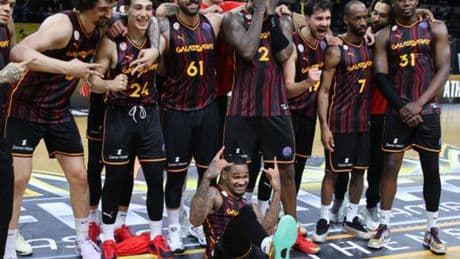"İşimiz zor ama kupayı getireceğiz"
